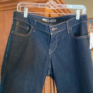 Womens NWT  Old Navy shorts Size 14